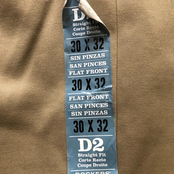 Dockers Signature Khaki Straight Fit D2 Flat Front Wrinkle Free Size W30 L32 - Picture 2 of 5
